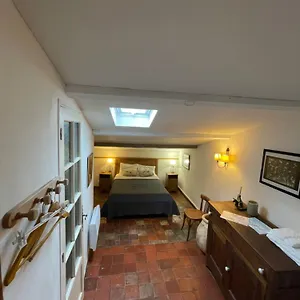 D' Hotes L'escalo A Moutiers-ste-marie Couette-café